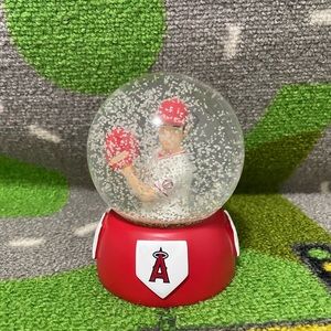 Ohtani Snow globe